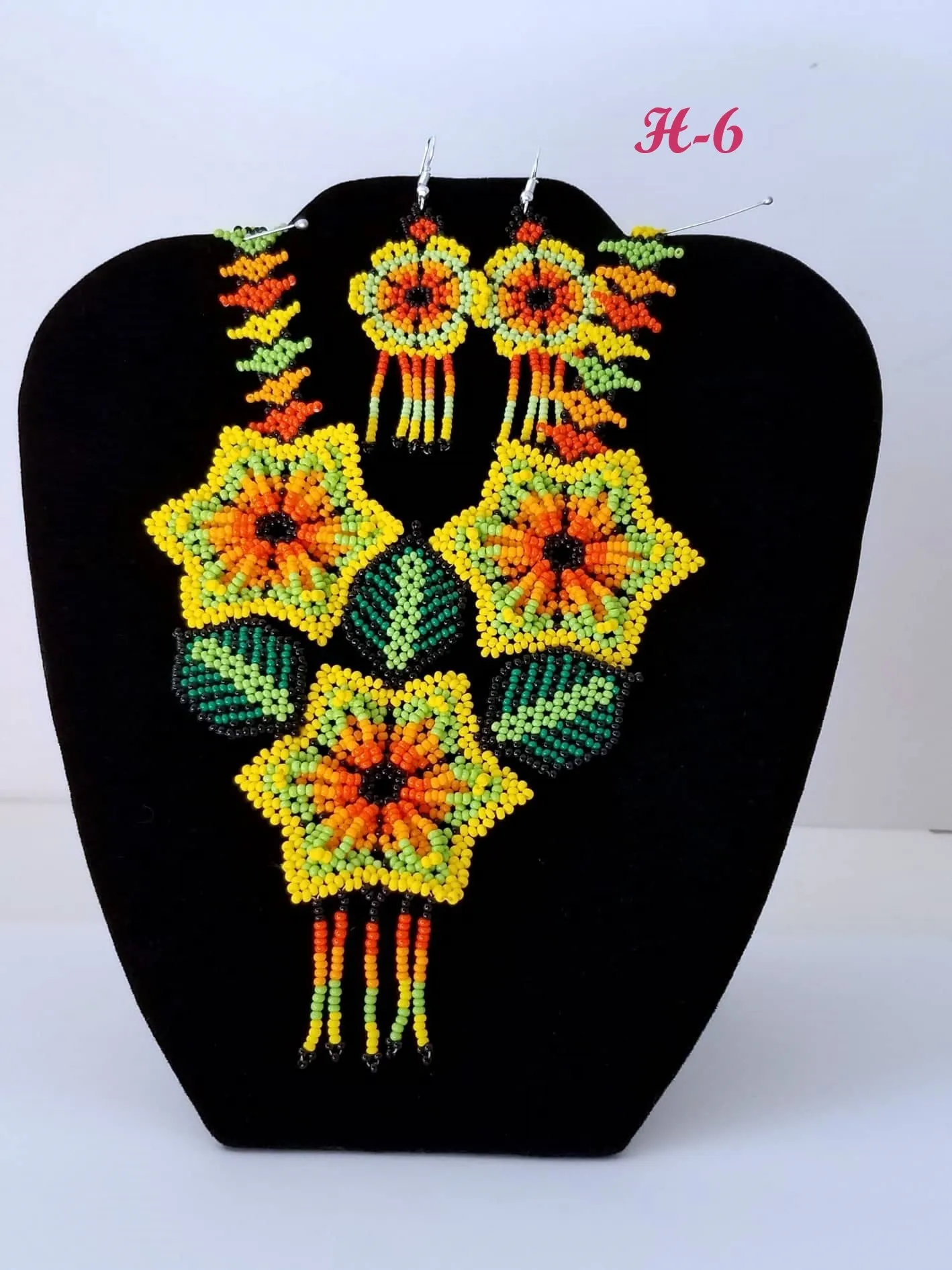 Beautiful Beaded Huichol Sunflower Necklace-Earring Set