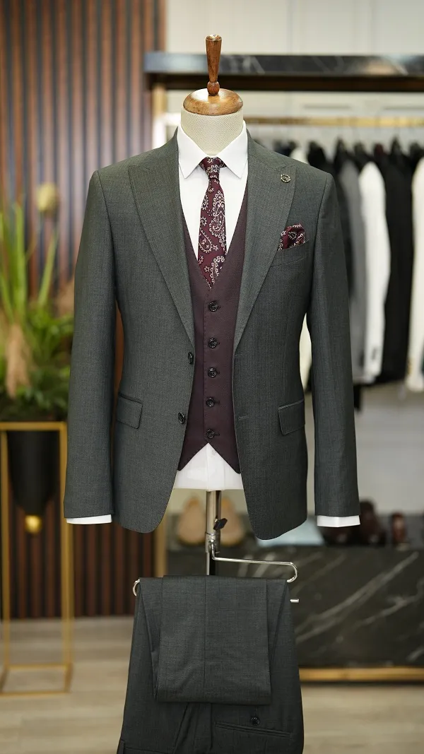 Gray Slim Fit Groom Wedding Suit for Men by GentWith.com