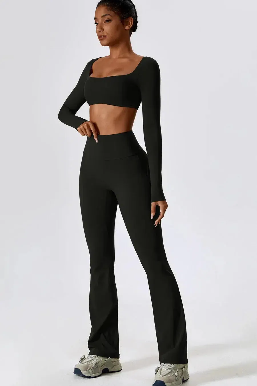 Inara – U-neckline – Performance crop top