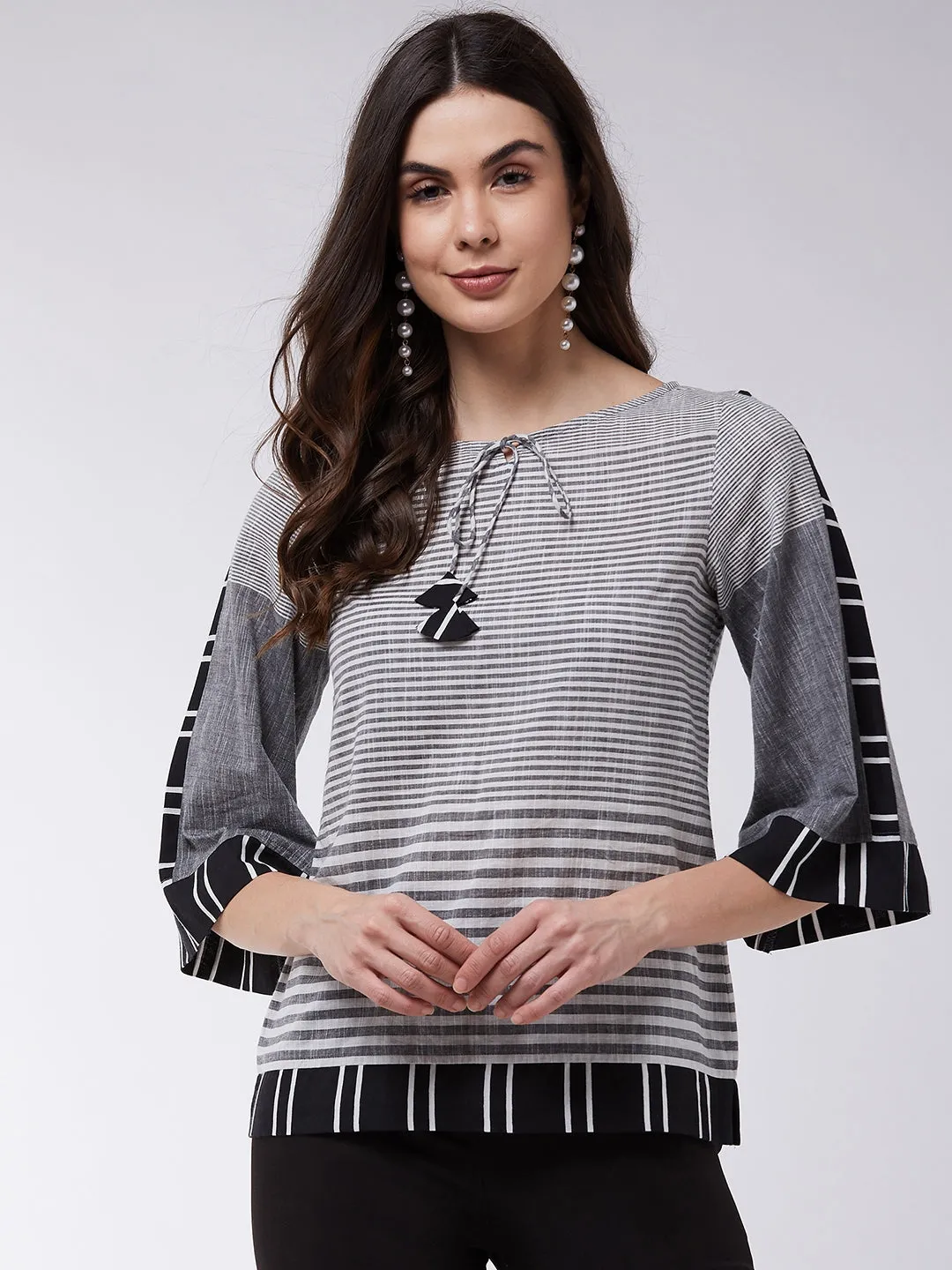 Monocromatic Printed Striped Top