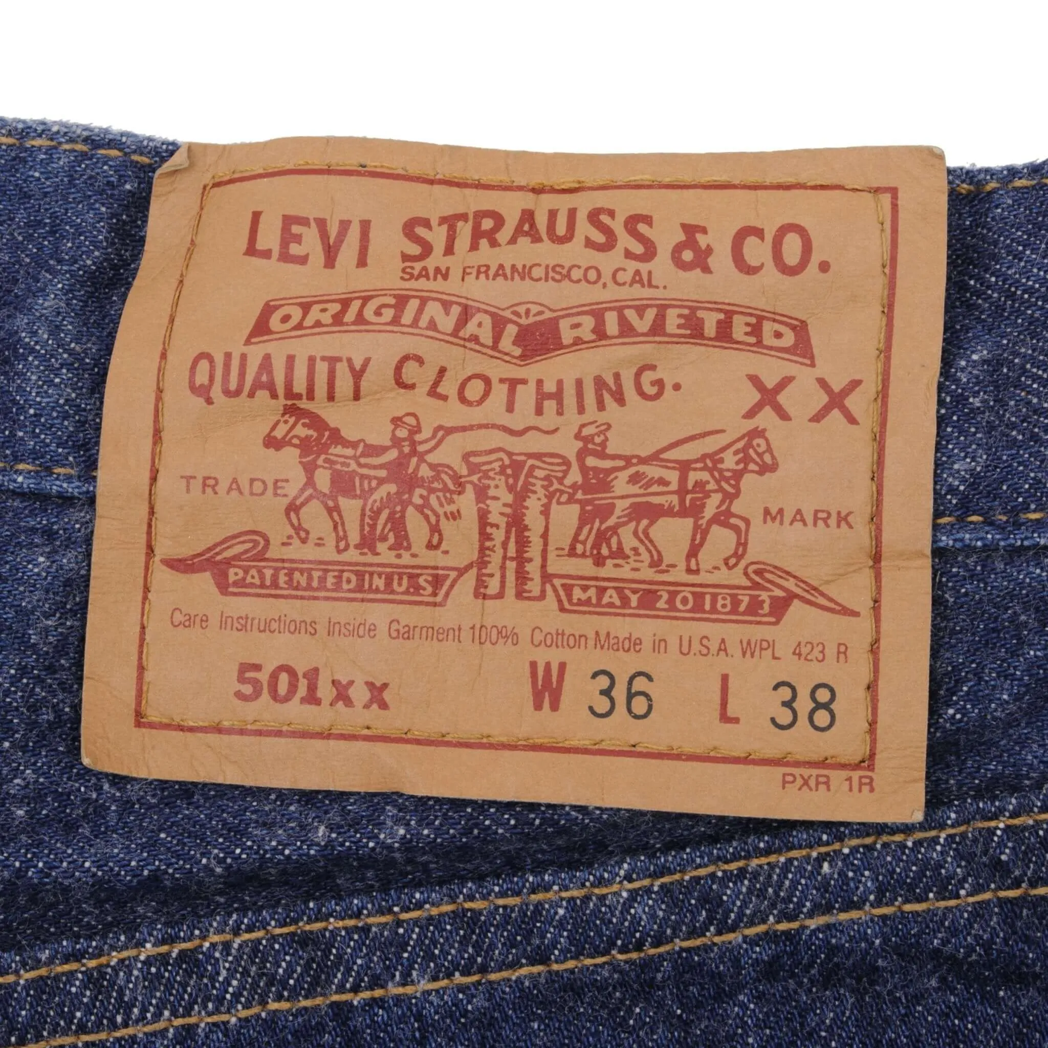 VINTAGE LEVIS 501 JEANS INDIGO 1980S SIZE W35 L30 MADE IN USA