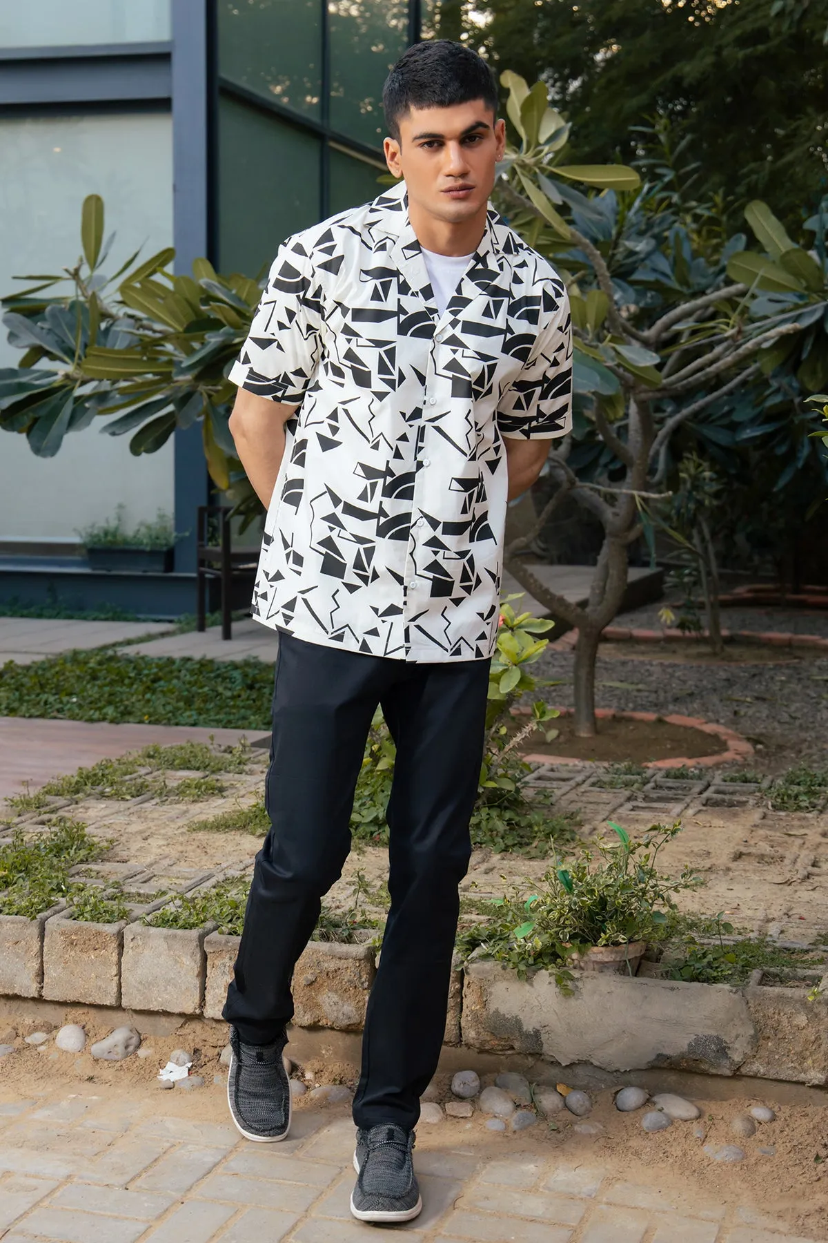 White Monochromatic Printed Resort Collar Shirt - A24 - MS0080R