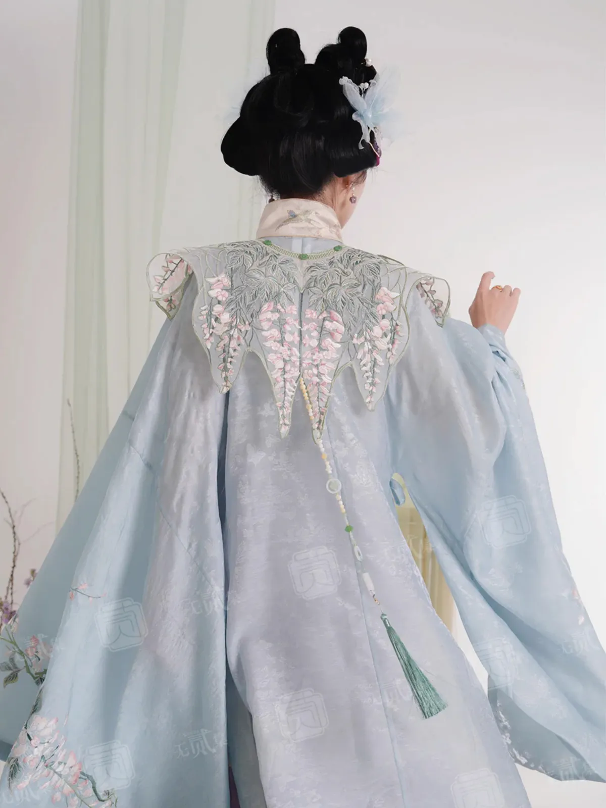 Ziteng 紫藤 Wisteria Fairy Cloud Collar Late Ming Dynasty Set